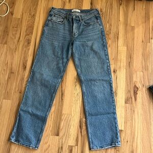 Abercrombie mid rise straight jeans